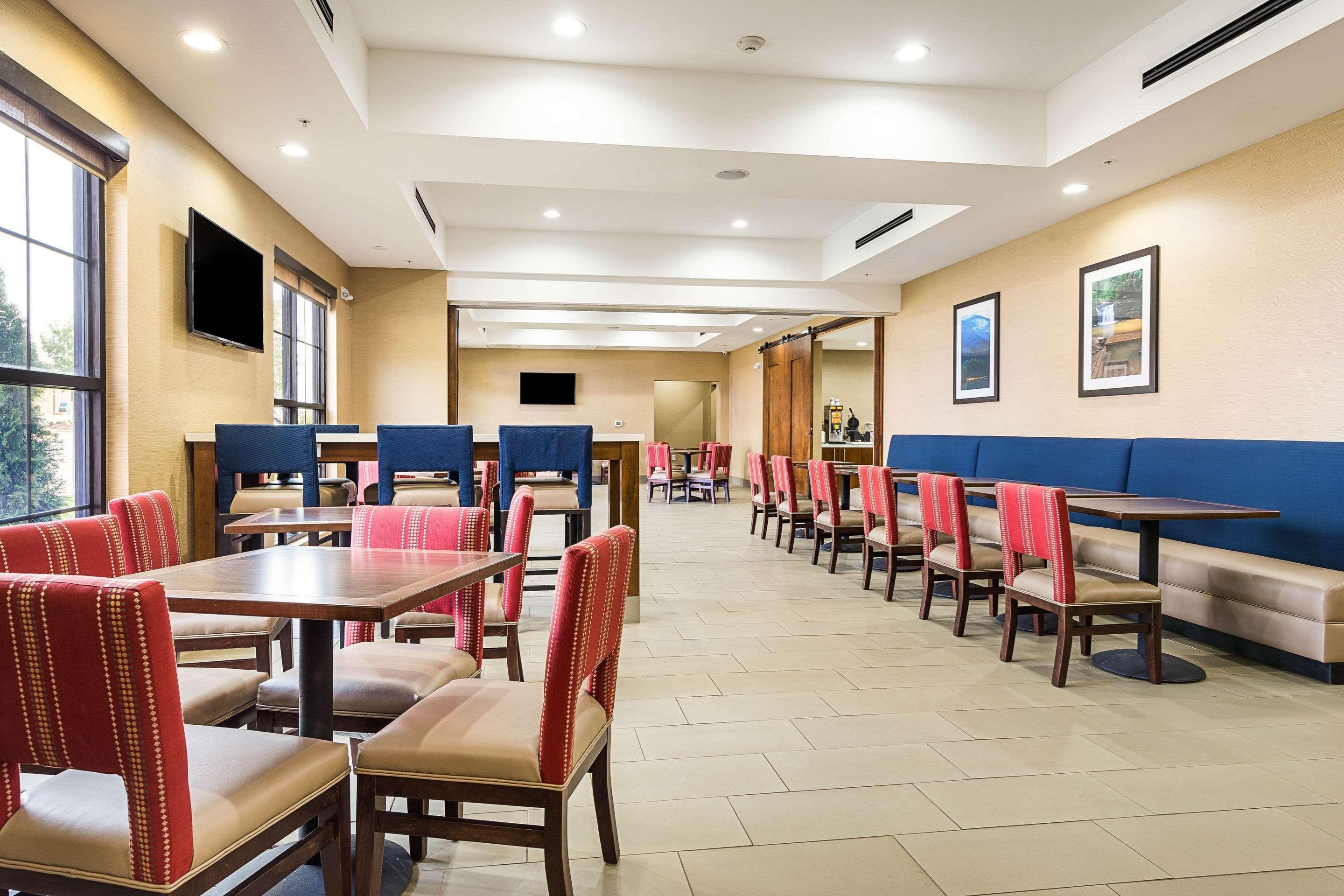 Comfort Suites Greenville South Piedmont Buitenkant foto