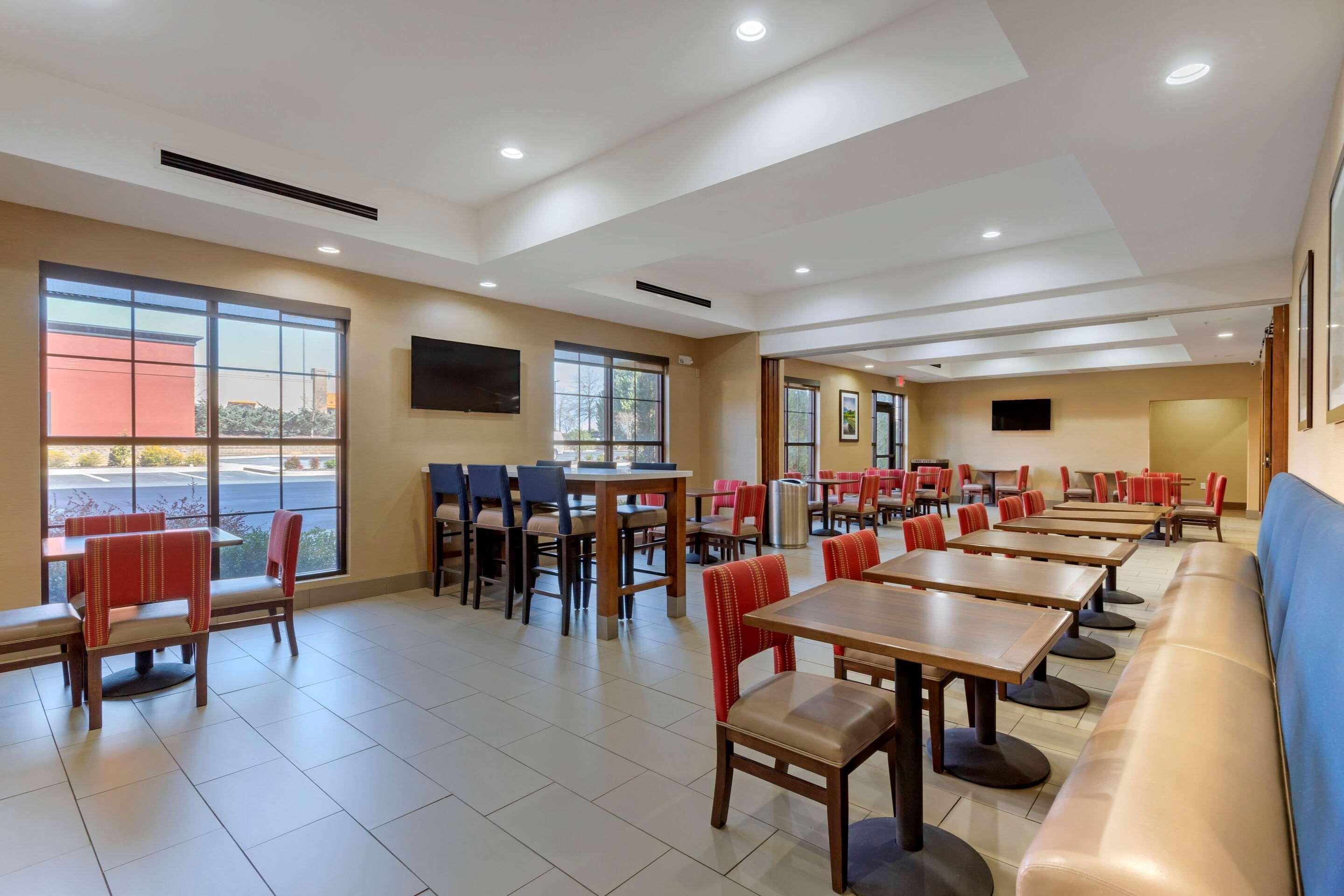 Comfort Suites Greenville South Piedmont Buitenkant foto