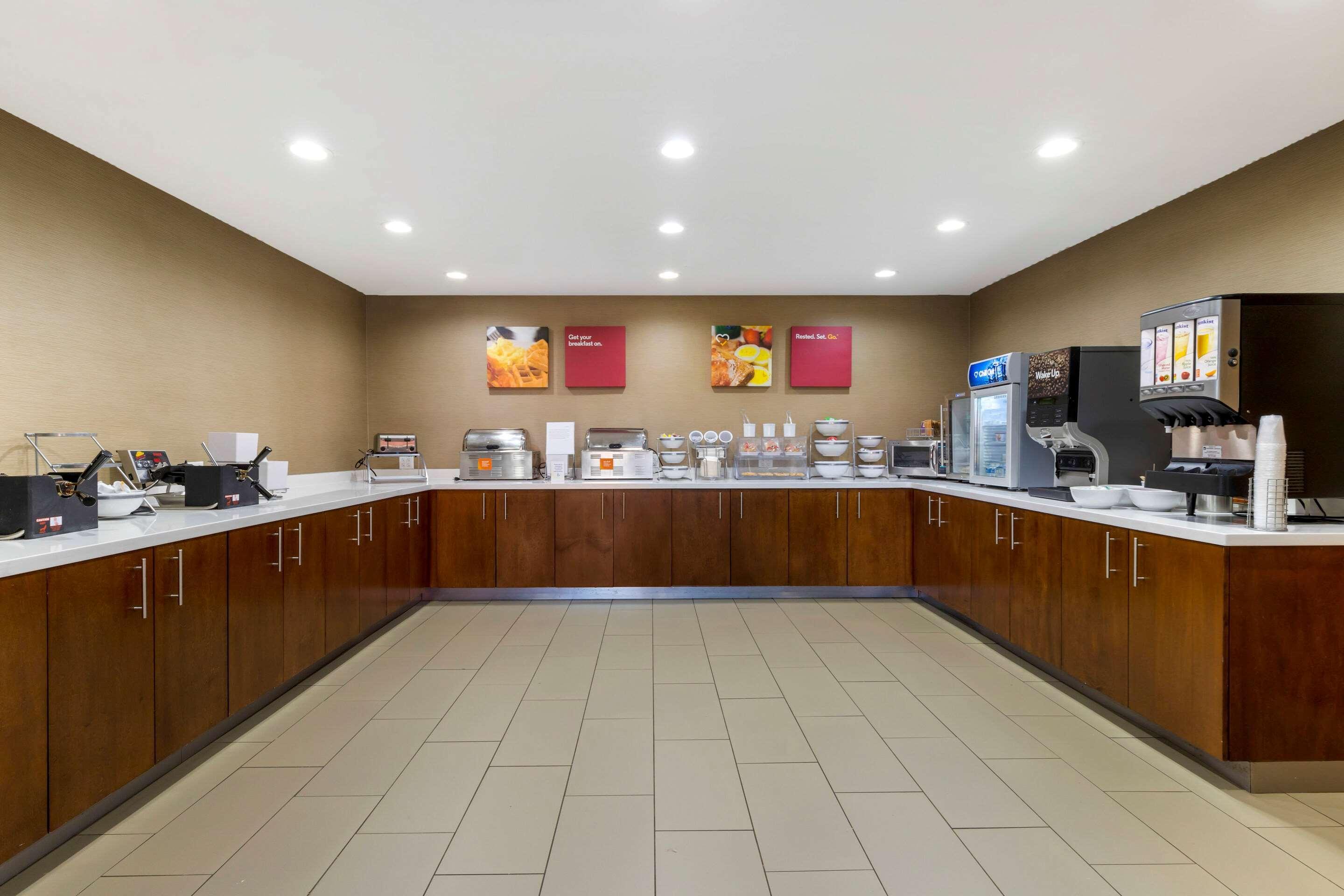Comfort Suites Greenville South Piedmont Buitenkant foto