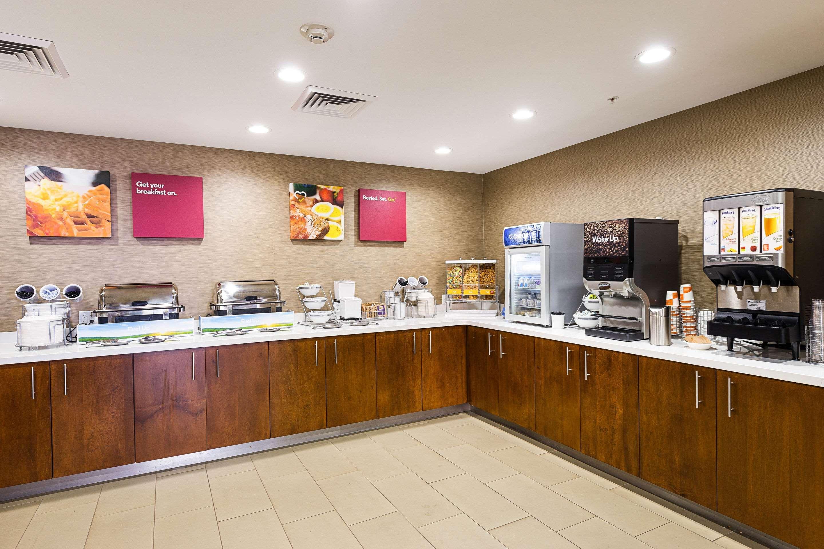 Comfort Suites Greenville South Piedmont Buitenkant foto